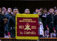 Develan "2023 Bicentenario del Heroico Colegio Militar" en Muro de Honor del Congreso de Sinaloa.